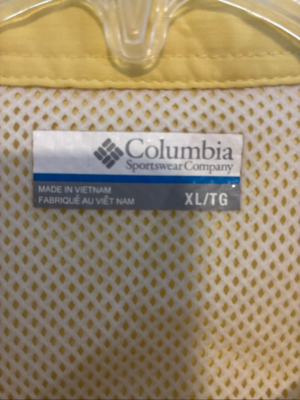 Columbia Men's Short-Sleeve Button-Down Shirt in Yellow - Picture 6 of 6
